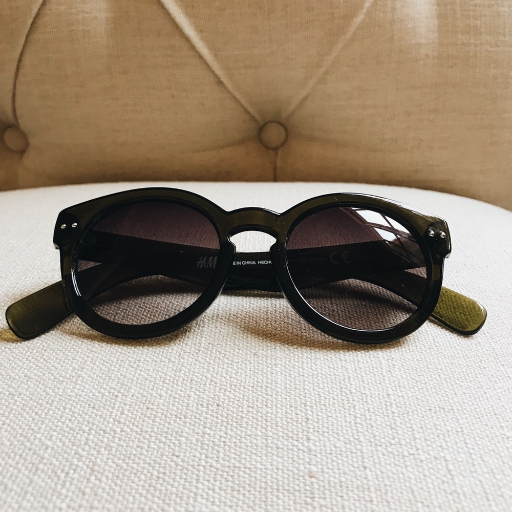 H&M Army green Sunglasses